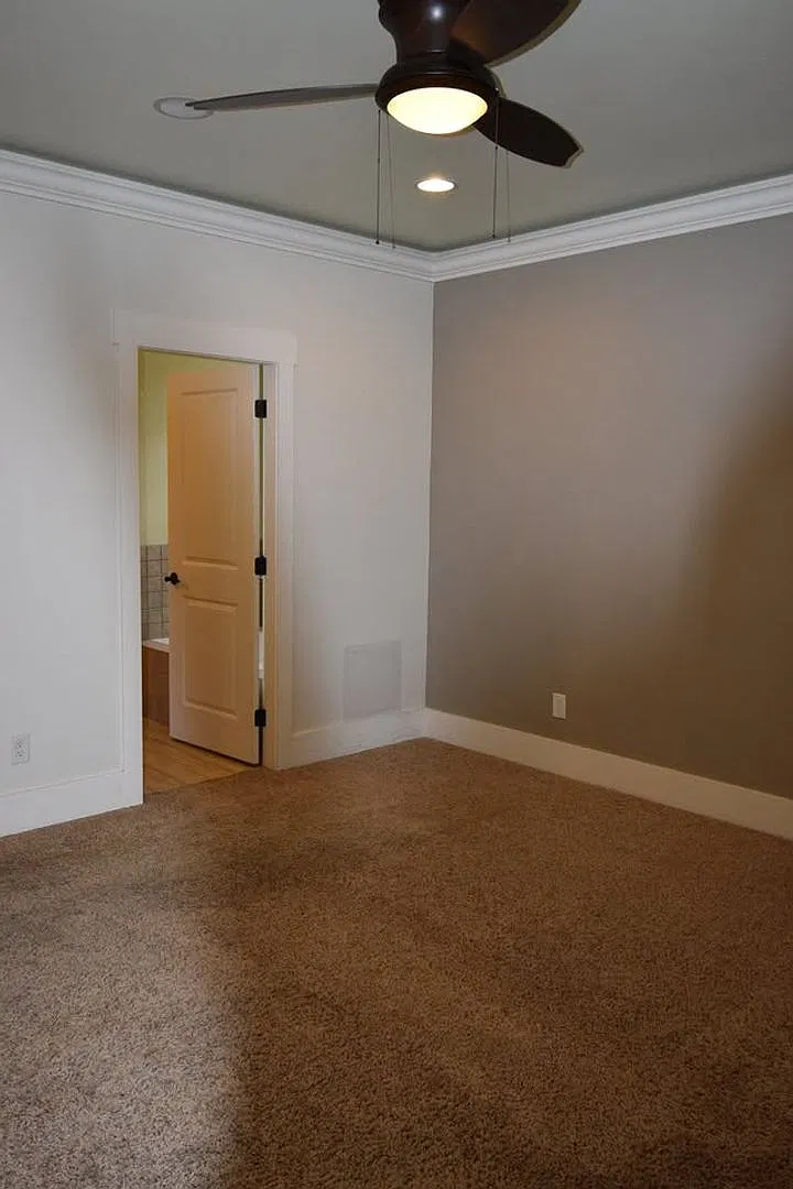 4 bedroom, 2.5 bathrooms and Office/bonus room In Ferndale — Photo 4
