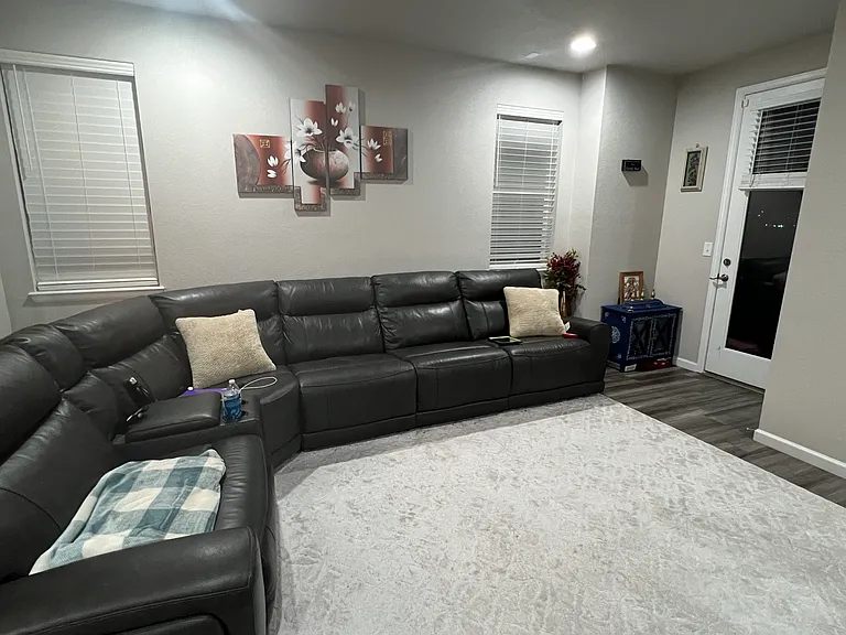 8962 Birch Run Dr — Photo 9