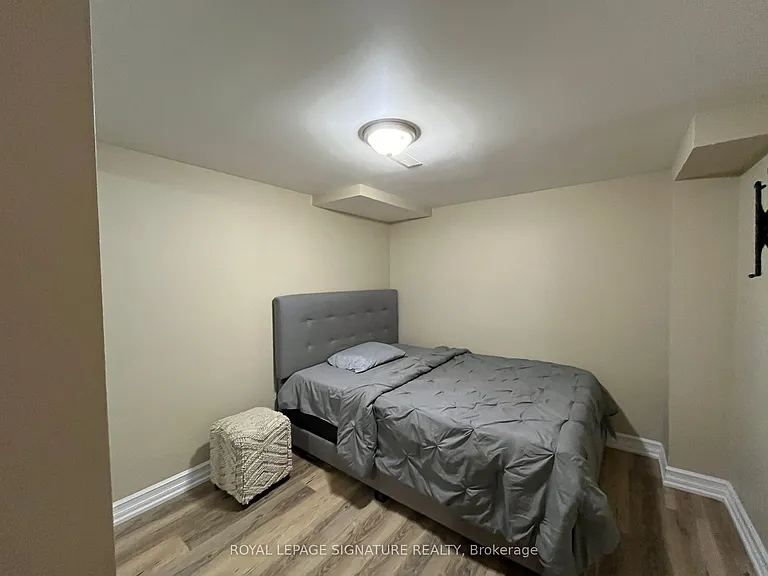 5571 Spangler Dr — Photo 41