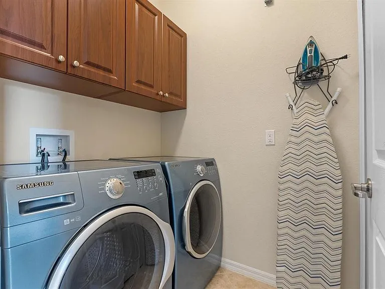 416 Winding Brook Ln #102 — Photo 39