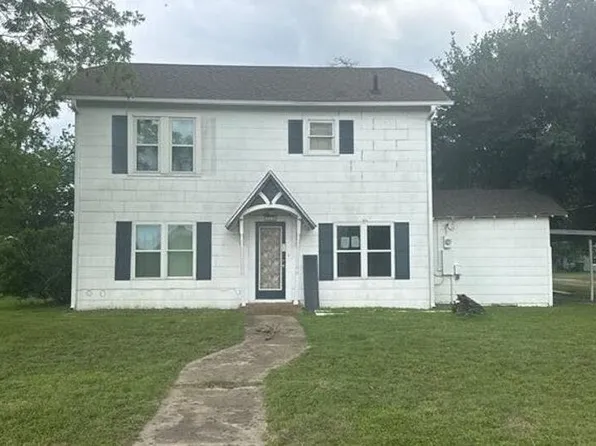 403 E Avenue A, Rosebud, TX 76570