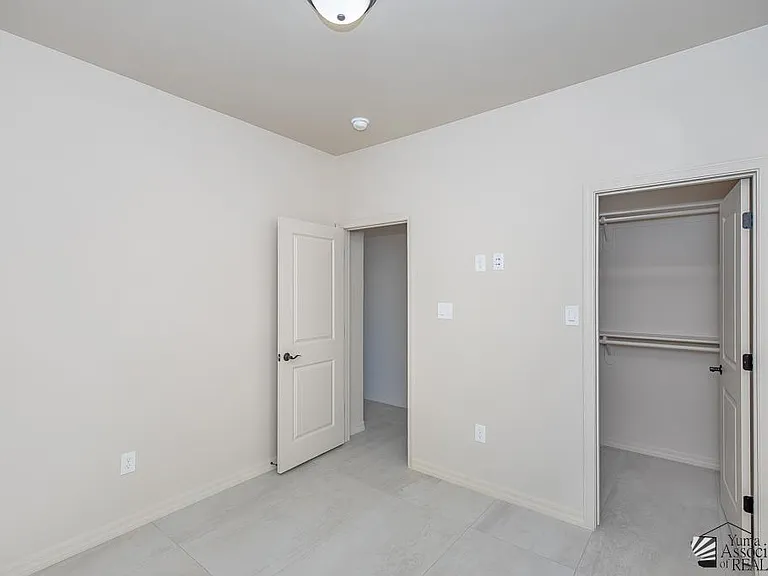 12633 E 51st Pl — Photo 15