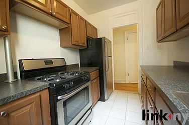 Rented by Link NY Realty