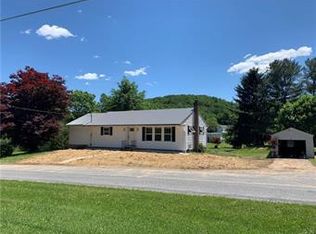 230 Golf Rd, Tamaqua, PA 18252