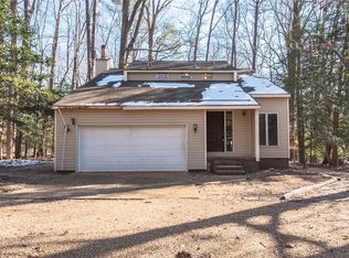 100 Saxon Rd, Williamsburg, VA 23185