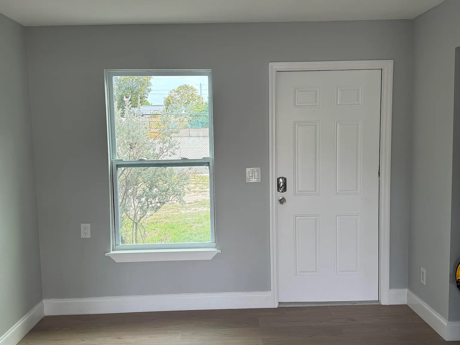 1 bed, 1.0 bath, 1100 sqft, $1,800 — Photo 3