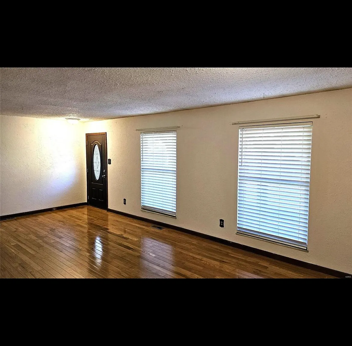 4 bed, 1500 sqft, $1,800 — Photo 2