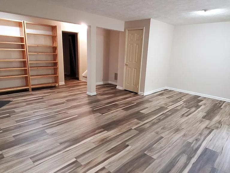 9691 Mason Bluff Ct — Photo 25