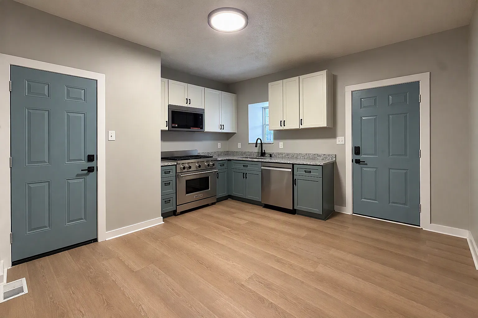 2 bed, 1200 sqft, $1,950 — Photo 3