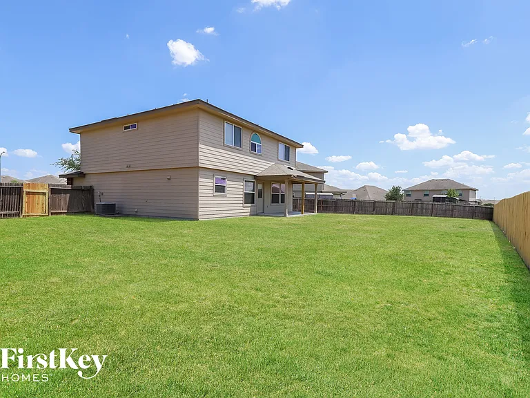 9803 Wolff Run — Photo 15