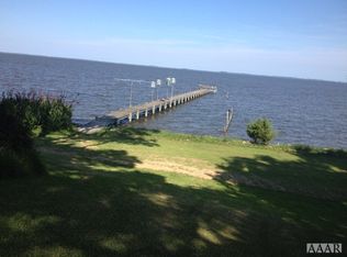 1394 Waterlily Rd, Coinjock, NC 27923