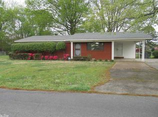 1202 N Lemon St, Beebe, AR 72012