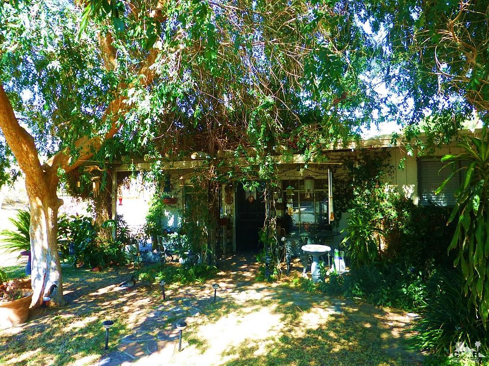 1st image of 51030 Avenida Herrera