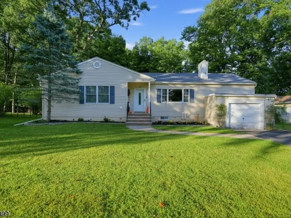 22 Dartford Rd, Parsippany-Troy Hills Twp., NJ 07950