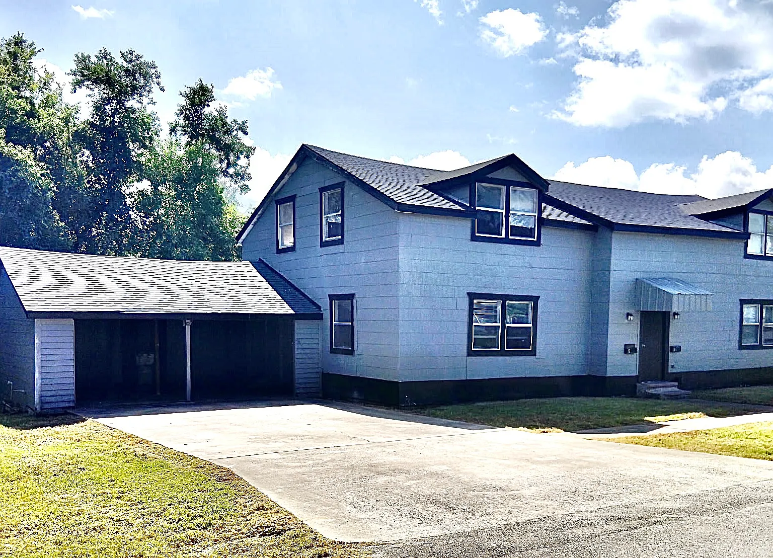 4440 Cleveland Ave — Photo 1