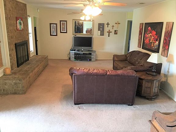 2nd image of 314 Bluegrass Dr