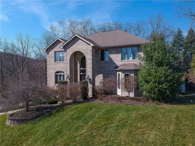 141 Pinehurst Dr, Cranberry Township, PA, 16066