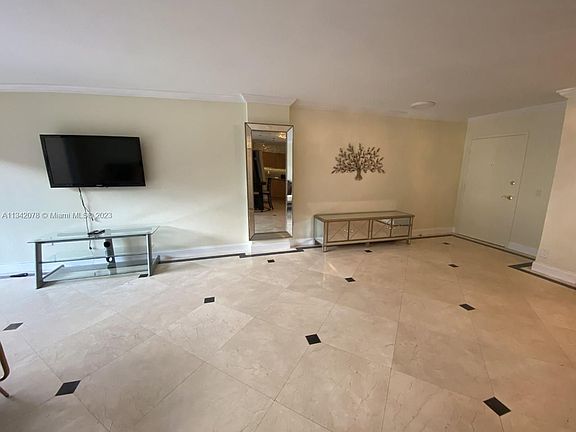 5th image of 200 178th Dr APT 305