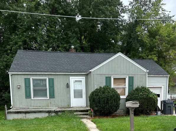 425 Walnut St, Chesterfield, IN 46017