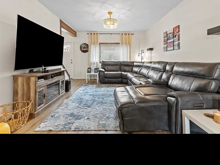 211 Lloyd Ave — Photo 25