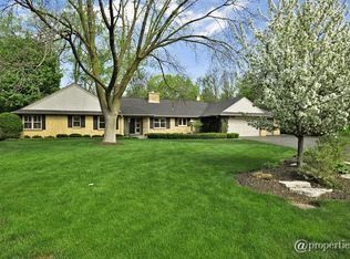 310 Sunset Ct, Northbrook, IL