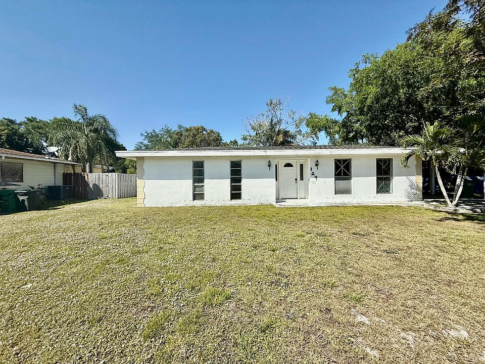 1st image of 129 NE Tunison Avenue