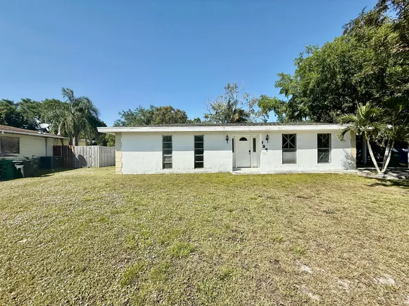 129 NE Tunison Avenue, Port St Lucie, FL 34983