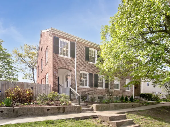 61 Longview Avenue, Fairfield, CT 06824