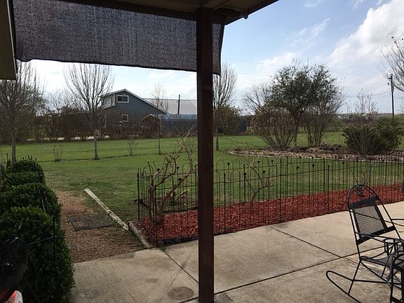 5th image of 747 Country Ln