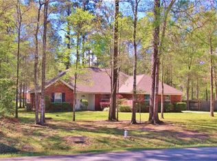 226 Magnolia Bnd, New Caney, TX 77357