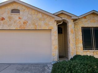 744 Hollow Rdg, Schertz, TX 78108