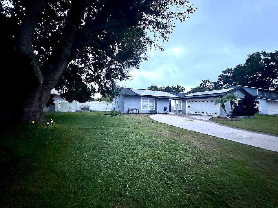 1st image of 15906 Country Farm Pl