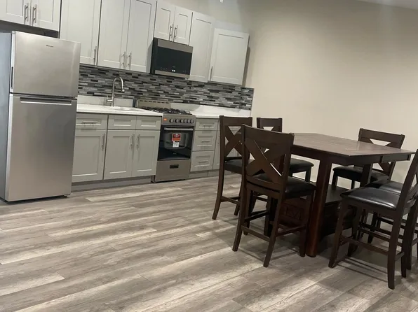 (undisclosed Address), Farmingdale, NY 11735