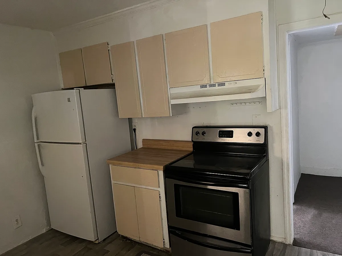Building Photo - 3828 Lyons St #2