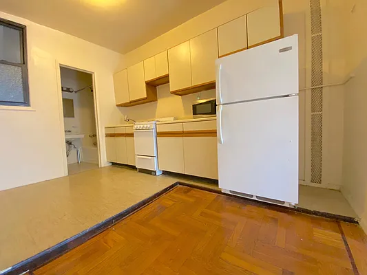 Rented by Corcoran | media 3