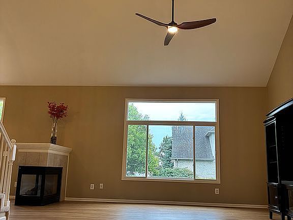 52686 Coulter Ct, photo 11