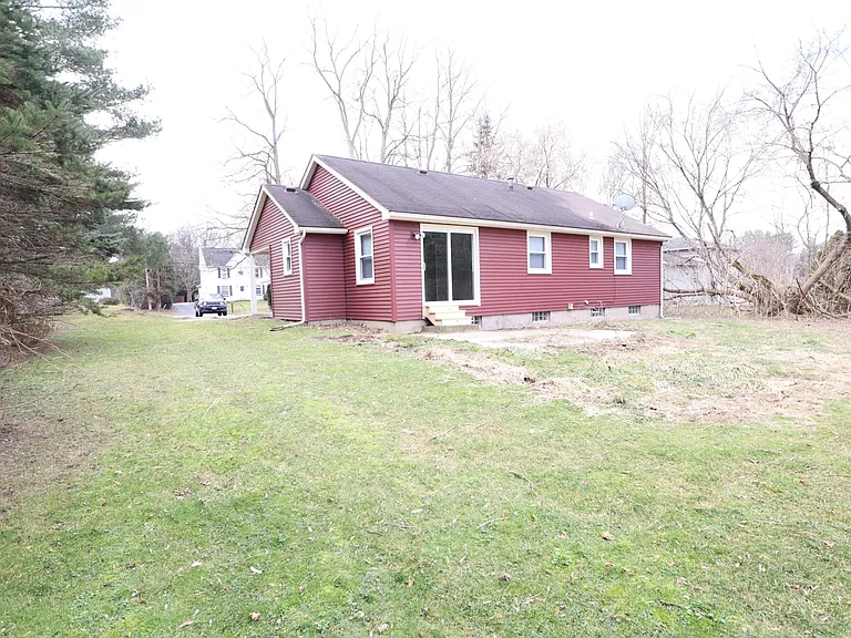 806 Klem Rd — Photo 18
