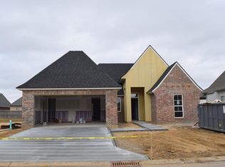 417 Easy Rock Landing Dr, Broussard, LA 70518
