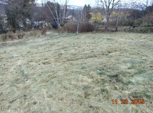 Hobbie Rd, Drums, PA 18222