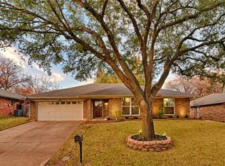 5721 Sagebrush Trl, Arlington, TX 76017