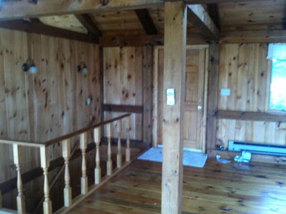 3rd image of 838 Hemlock Dr