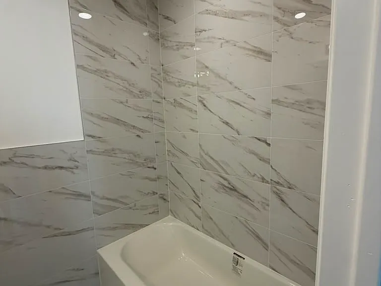 160 E Kinney St #1 — Photo 5
