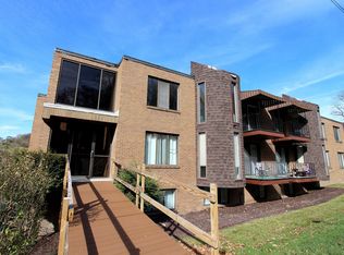 3260 Waverly St, Pittsburgh, PA 15234