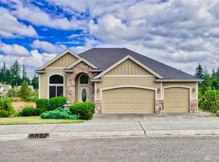 21719 Quiet Water Loop E, Lake Tapps, WA 98391