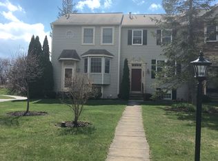 8138 Verbeck Dr, Manlius, NY 13104