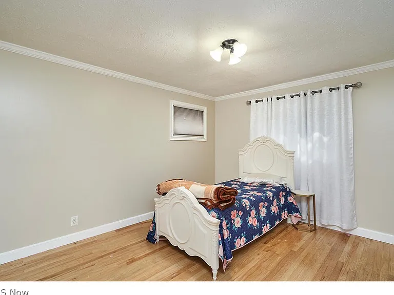 27798 Edgepark Dr — Photo 13