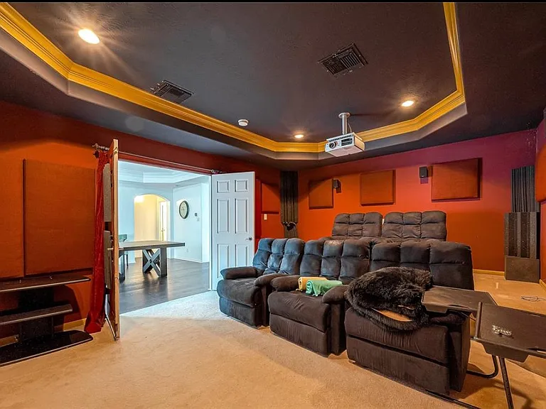 10614 Opal Ridge Dr — Photo 16
