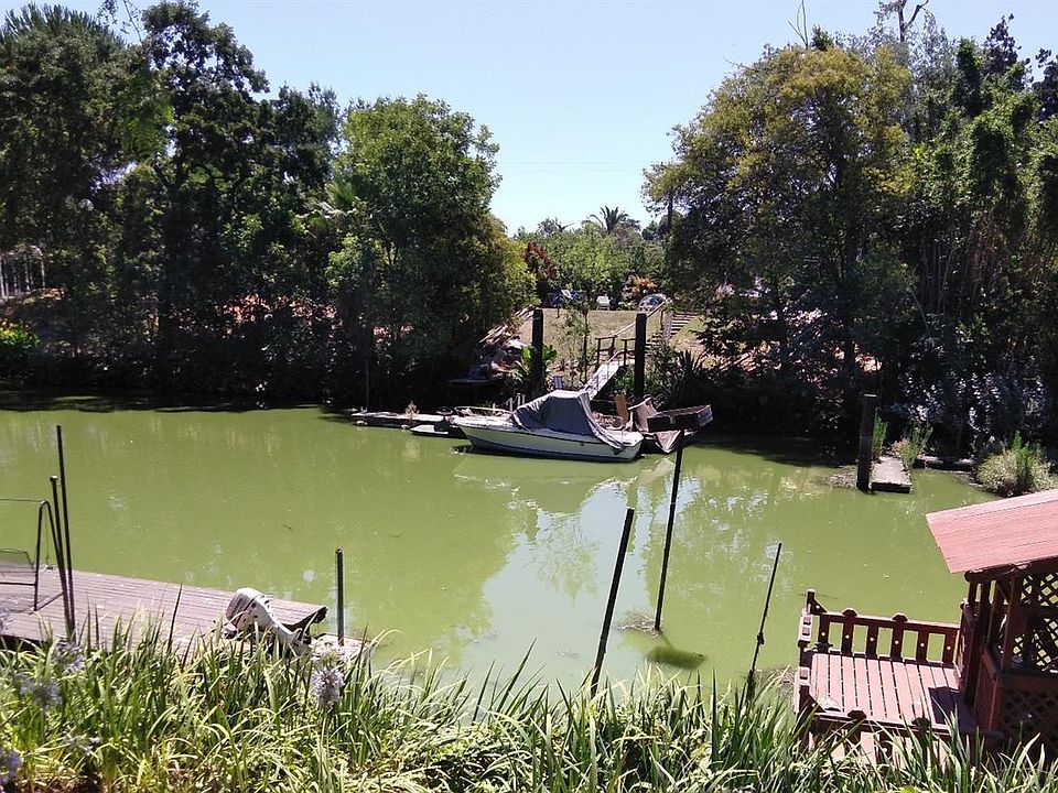 1st image of 2004 Grange Ave