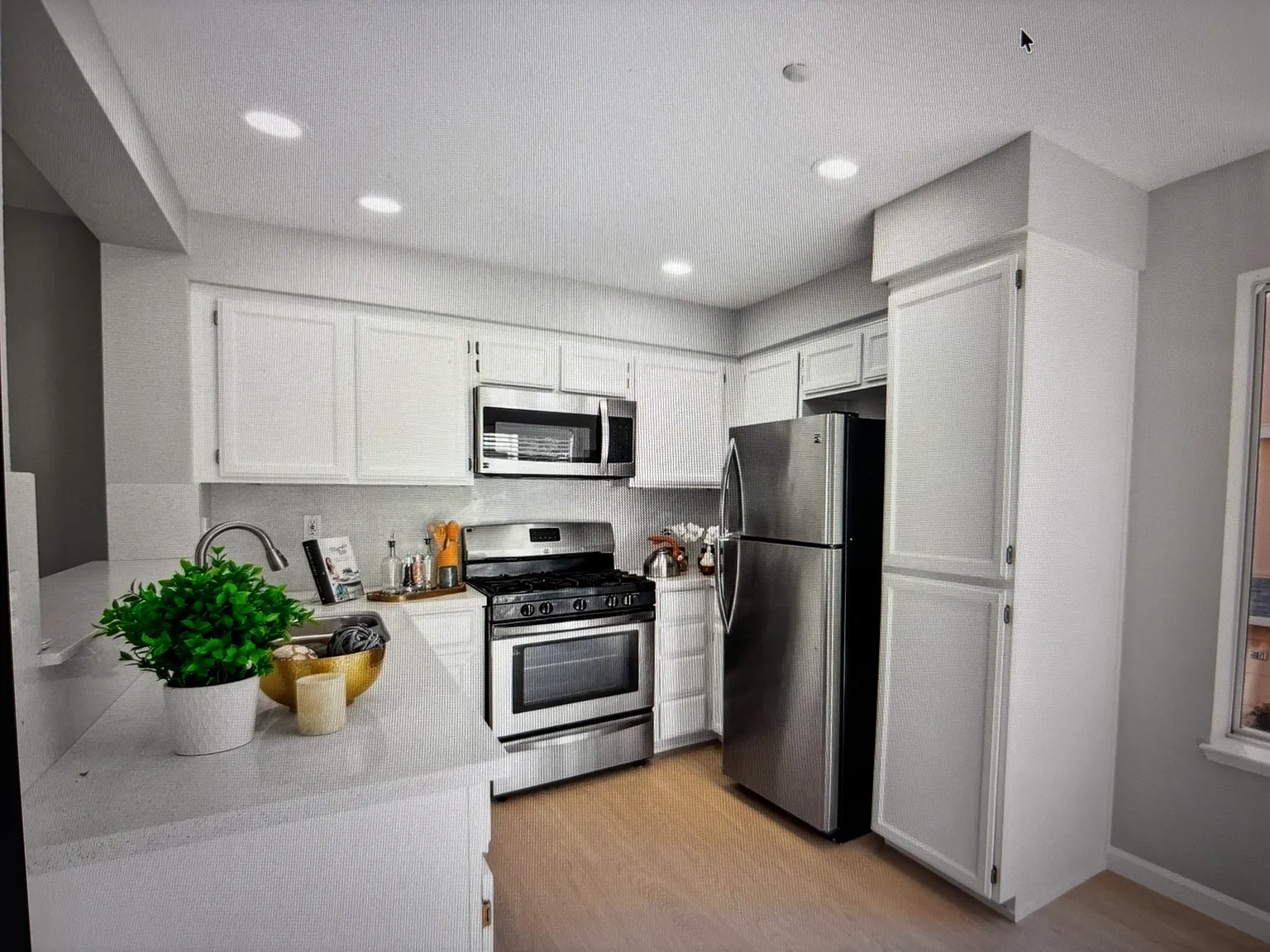 2 bed, 2.5 bath, 1178 sqft, $3,550 — Photo 4