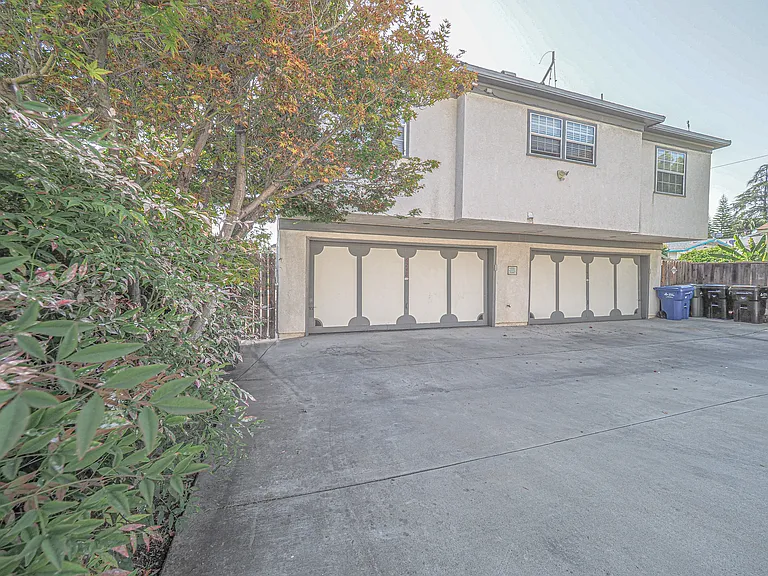 6248 Friends Ave — Photo 126
